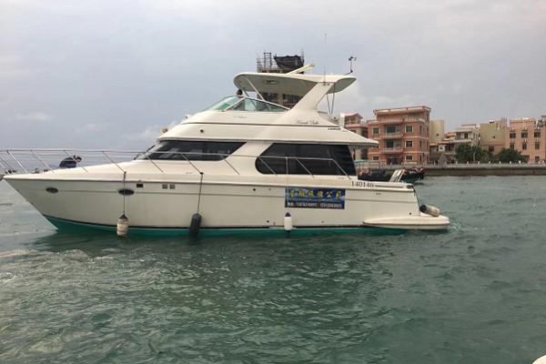 48英尺飛橋游艇