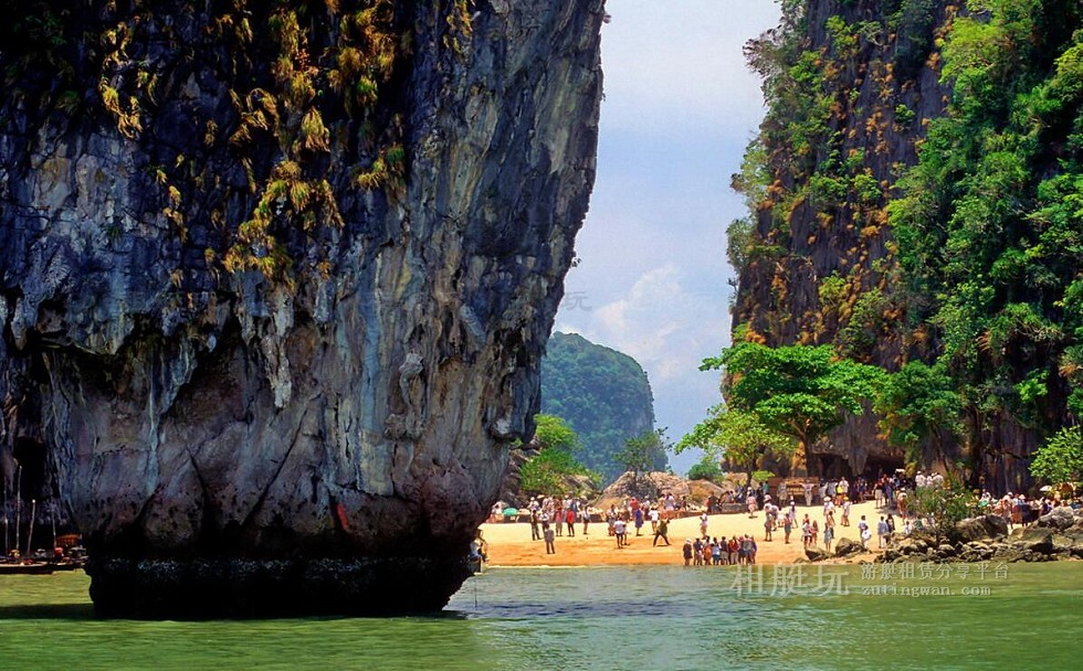 普吉游艇港-007島(詹姆士·邦德島) 普吉游艇港-007島(詹姆士·邦德島)