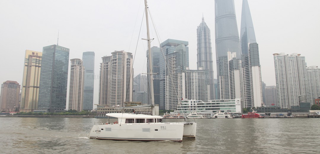  法國(guó)藍(lán)高 Lagoon400