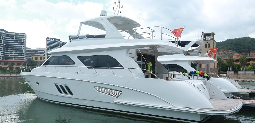 63尺豪華游艇 63尺豪華游艇