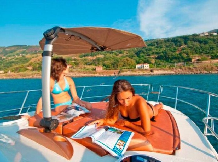  34英尺運(yùn)動(dòng)游艇