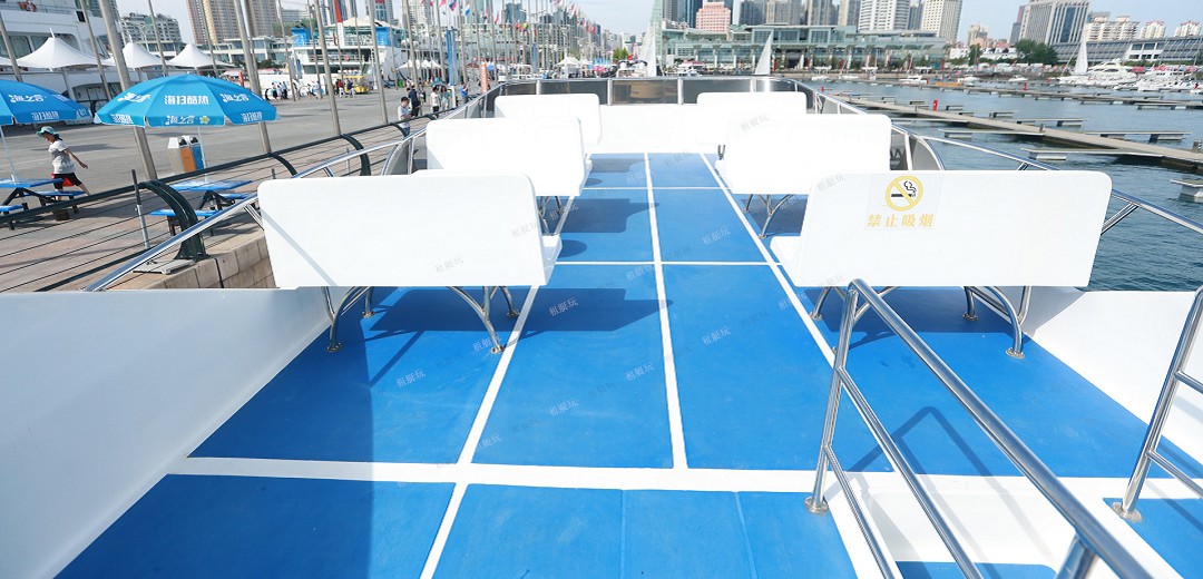  70尺游艇