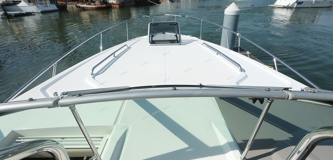 美國查帕拉爾330