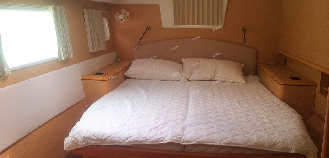 法國藍高50英尺 法國藍高50英尺