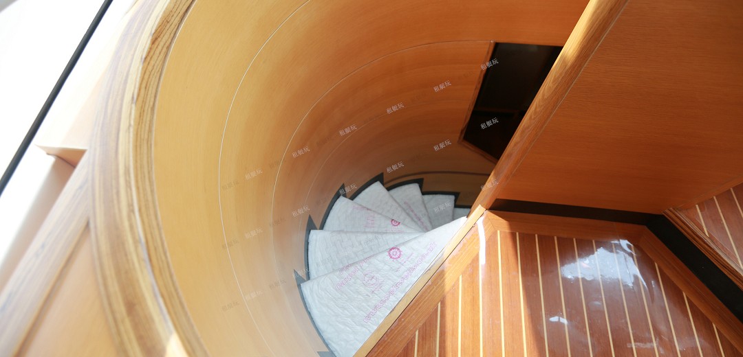 70英尺飛橋游艇 70英尺飛橋游艇